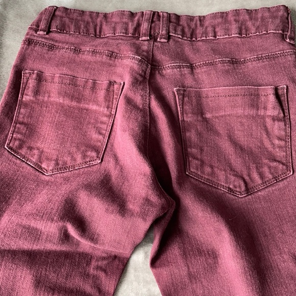 🌸3/$12🌸 maroon jeans - Picture 3 of 8